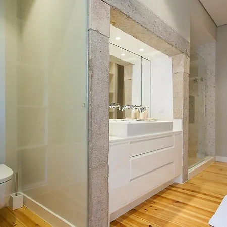 Guesready - Exclusive Flat Near Cathedral Apartment *